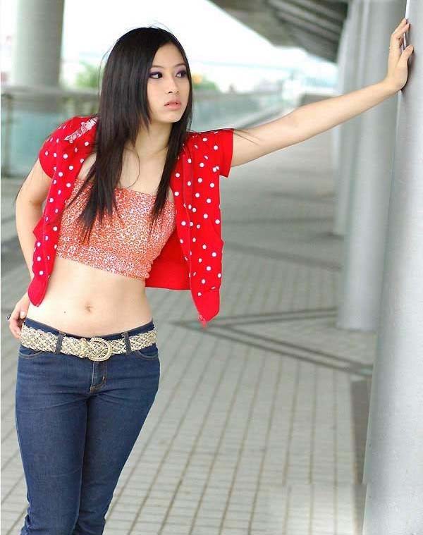 ��¶��װ����ˬ����ü