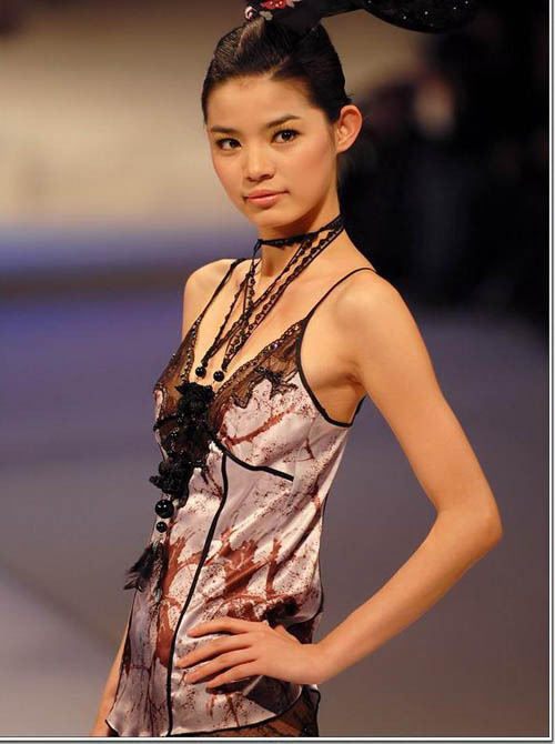 ʮ��ɫ���Ը�ģ��T̨����