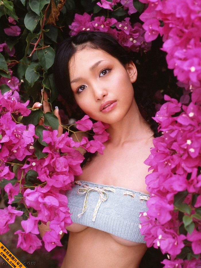 �Ըв�����Ů���ض������ּ�������