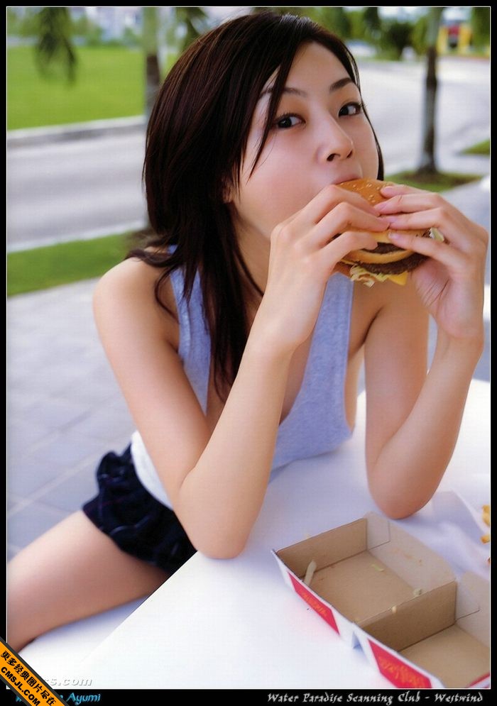 ��Ů�ڽ��ϴ󵨵�����д��