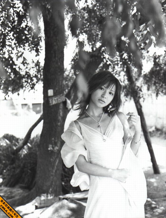 ����Ըе���Ůд��