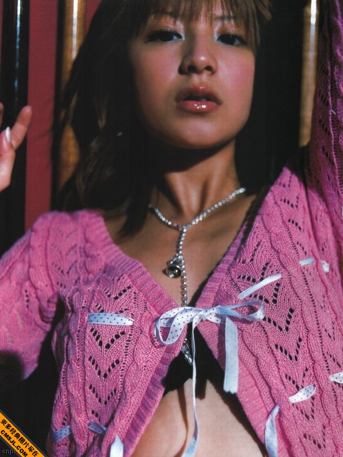 �ձ�ʱ���Ըе���Ů����д��