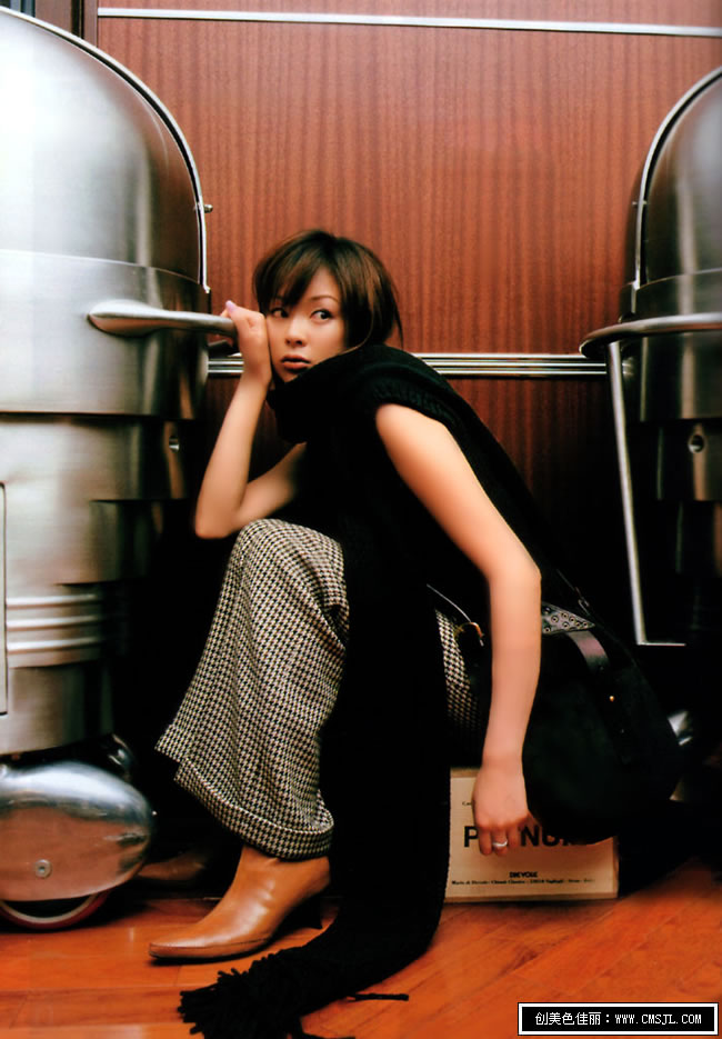 ���а�����Ů