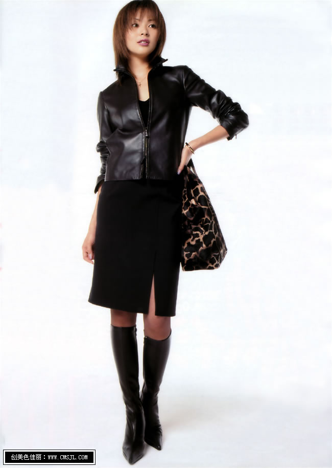 ���а�����Ů