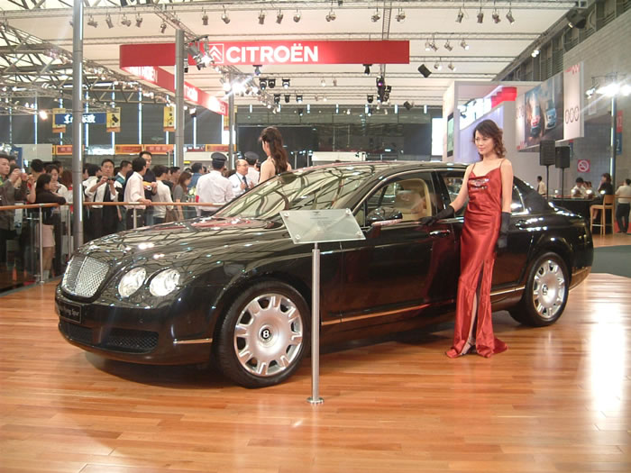 ������Ů��ģ