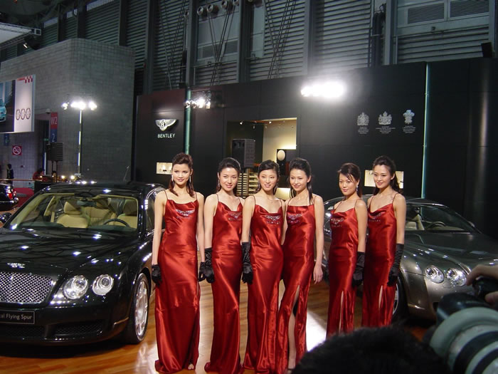 ������Ů��ģ