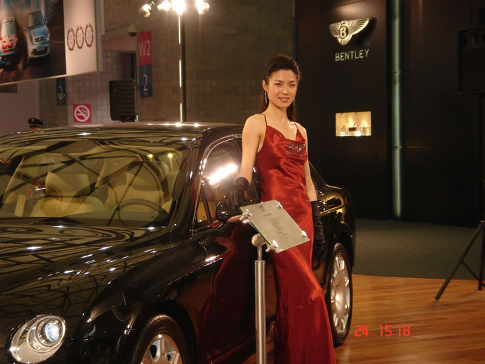 ������Ů��ģ