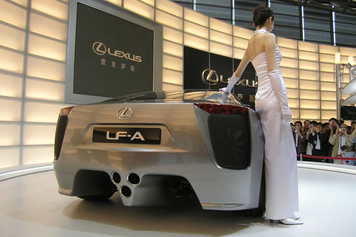 ��ʹ��Ů��ģ