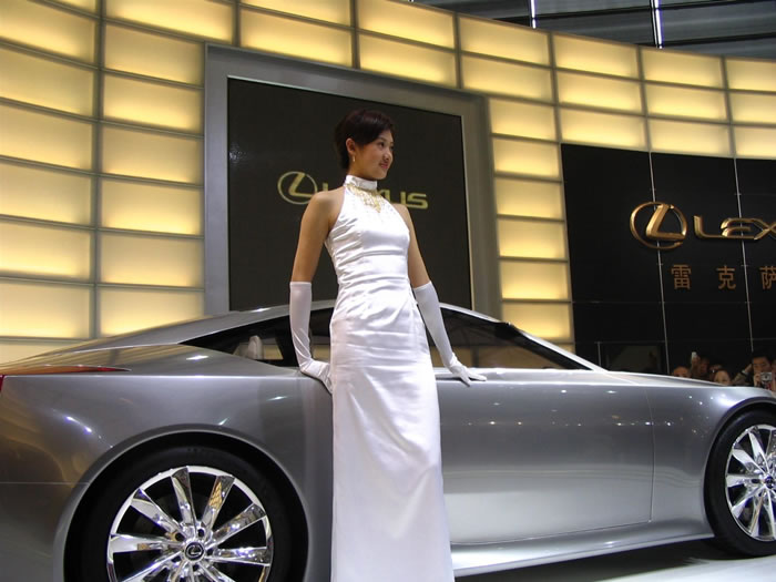 ��ʹ��Ů��ģ