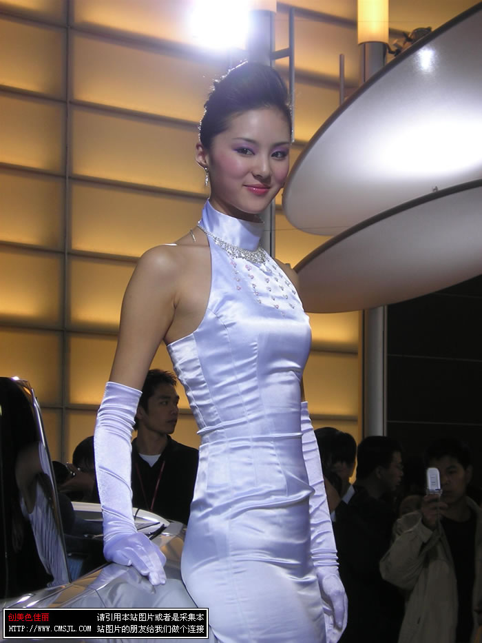 ��ʹ��Ů��ģ