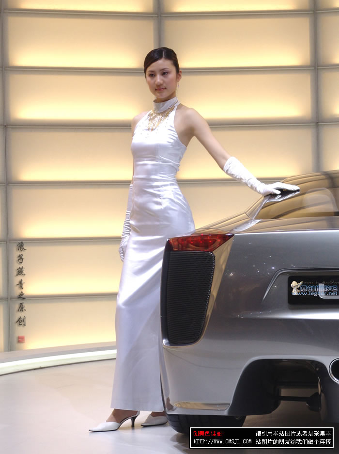 ��ʹ��Ů��ģ