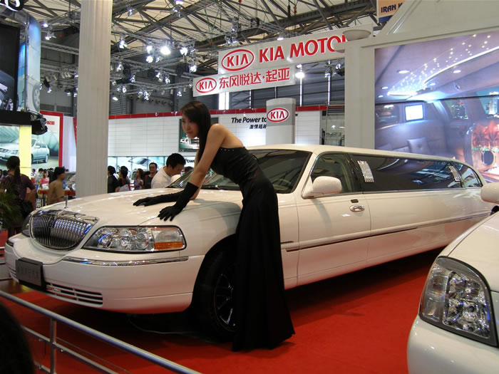 ��װ��Ů��ģ