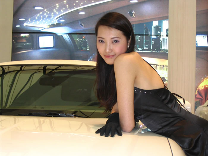 ��װ��Ů��ģ