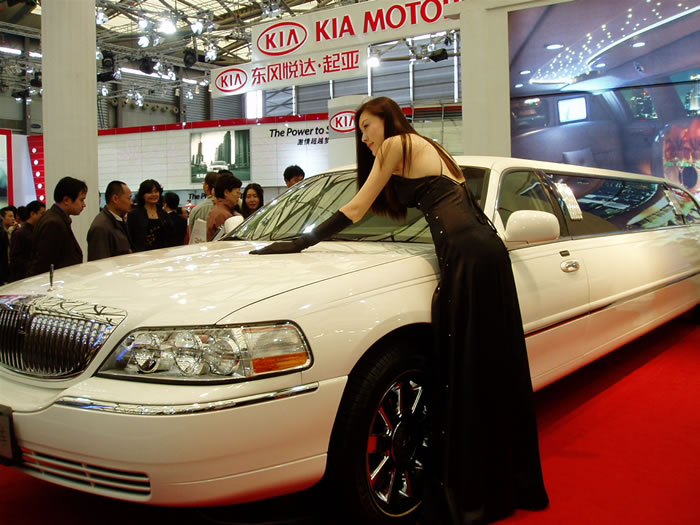 ��װ��Ů��ģ