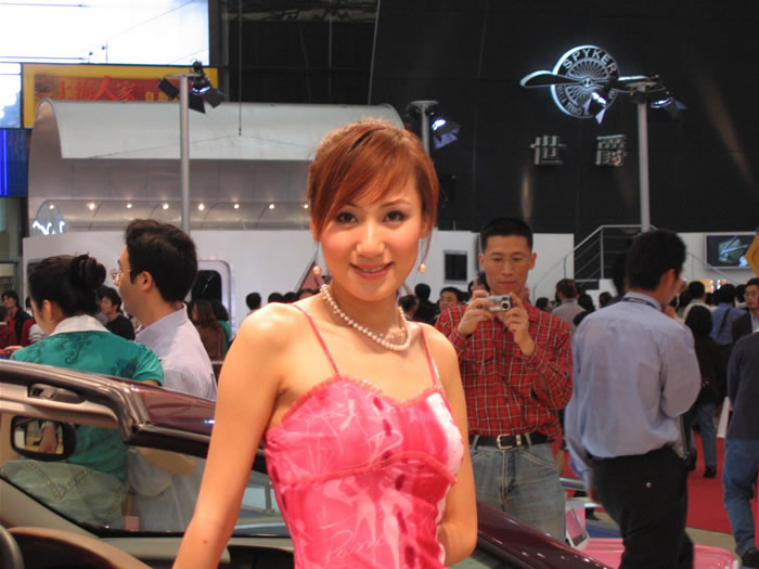 �Ը���Ů��ģ