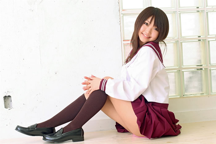 �����Ը���Ů