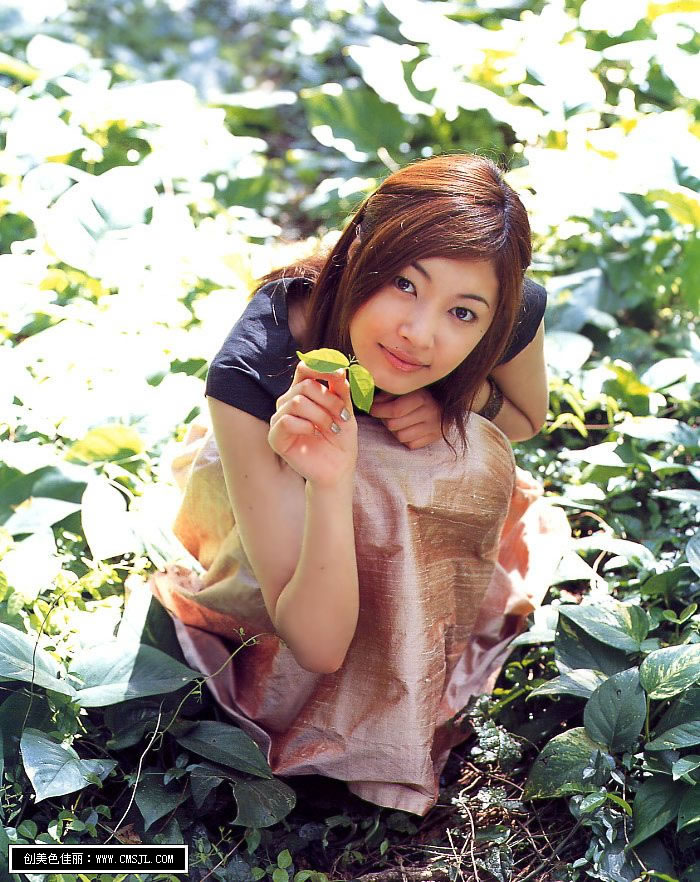 �ձ��Ը���Ů