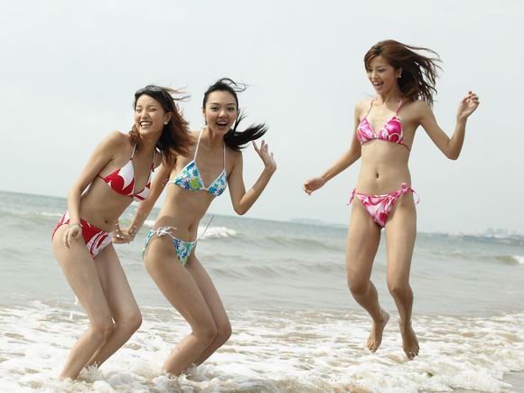 ���ߵ��Ը���Ů