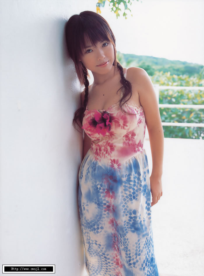 �ձ��Ը���Ů