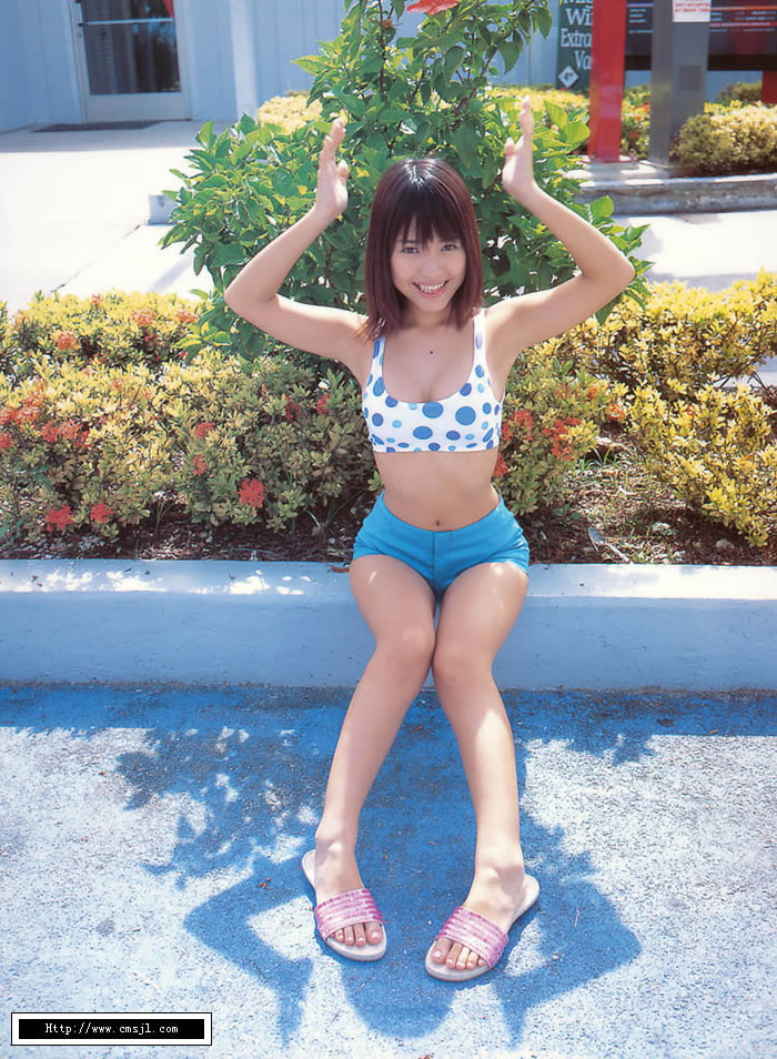 �ձ��Ը���Ů