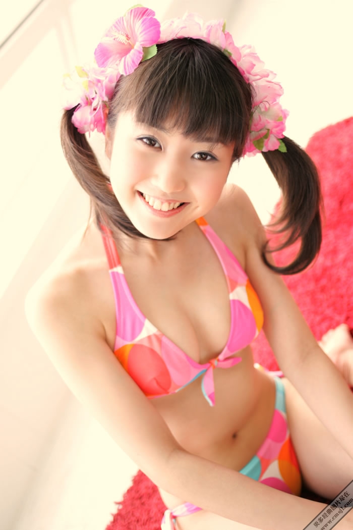 �ձ��Ը���Ů