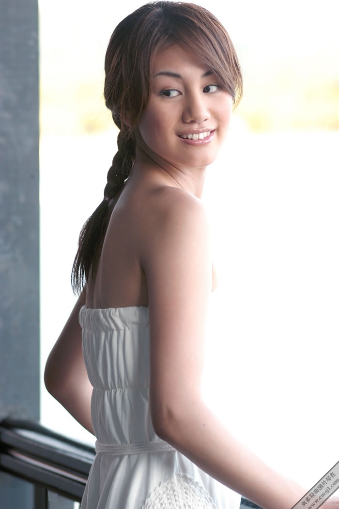 �찲������