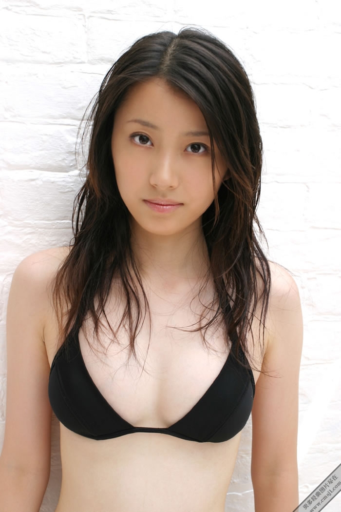 �������ʵ�Ư��MM