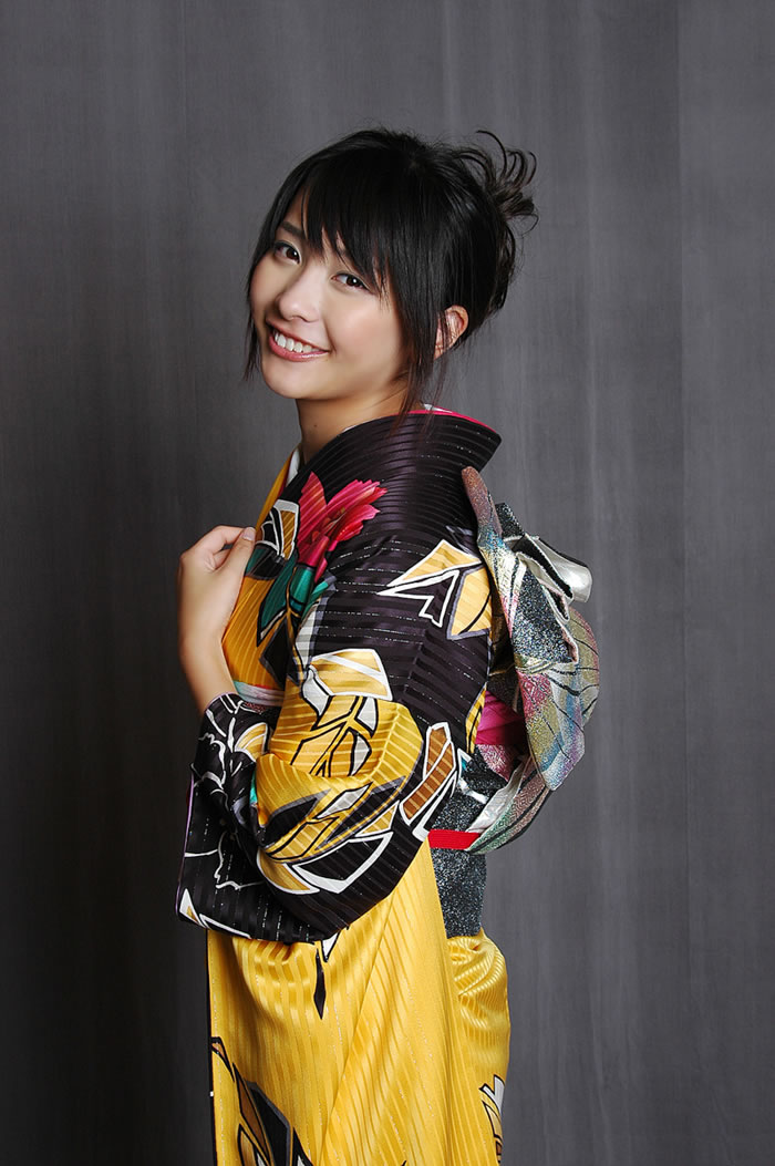 �ձ���Ůϴ��