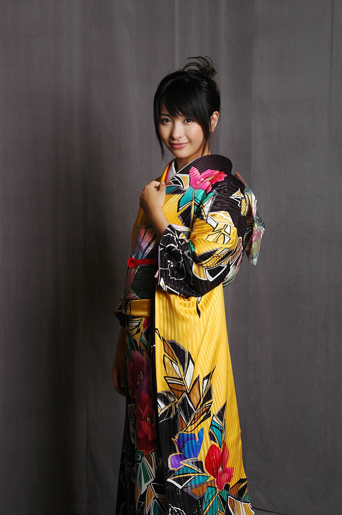 �ձ���Ůϴ��