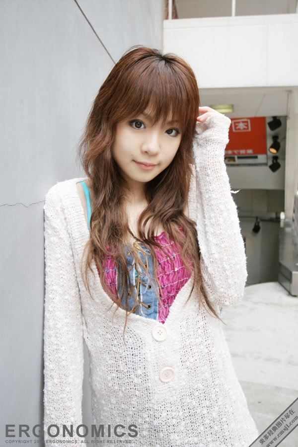 �ձ�Ư��С��