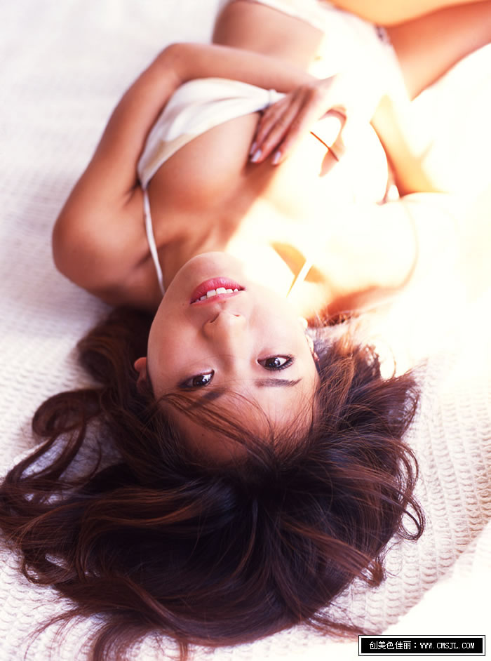 ���ϴ�����Ů