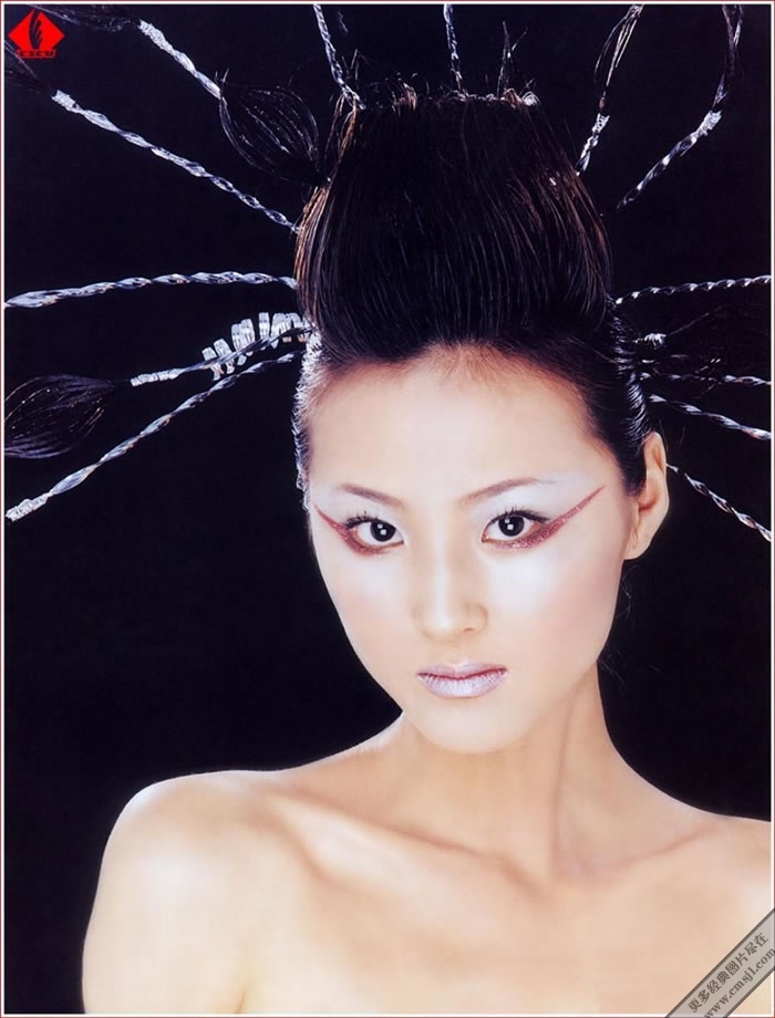 ��ױ����