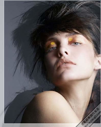 ����ױ��