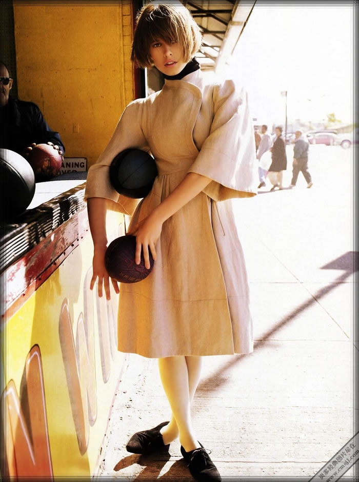 ������Ů��