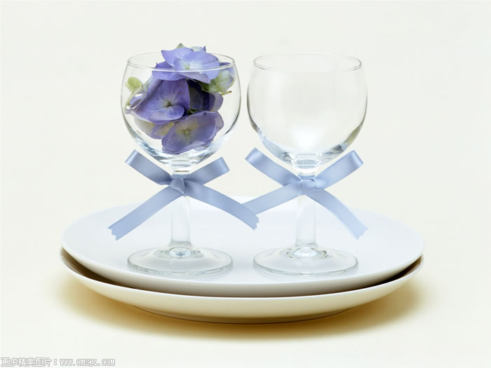 �ʻ���Ʒ��װ