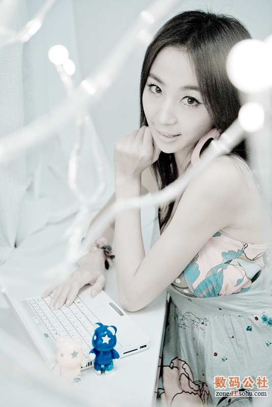 �Ը���Ů�����뾫��S10,������,����ʼǱ�MM,IdeaPad S10��Ů