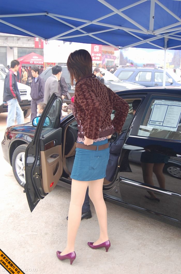 �޳����ȵĳ�ģ˿����Ů