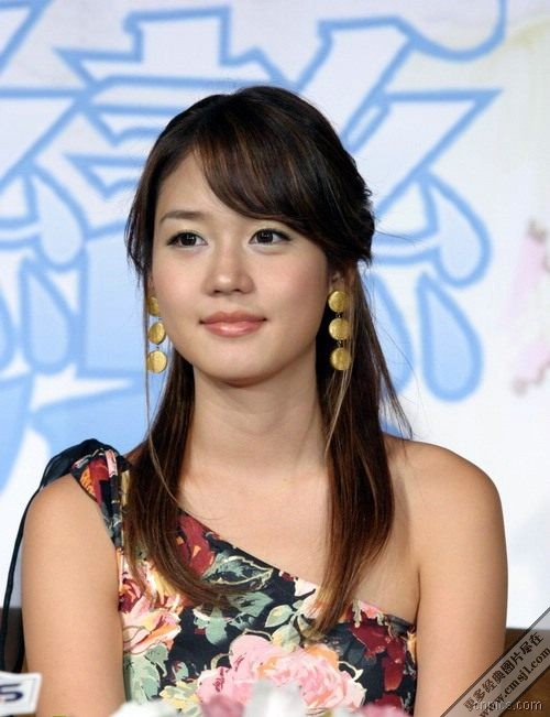 ������Ů����д��