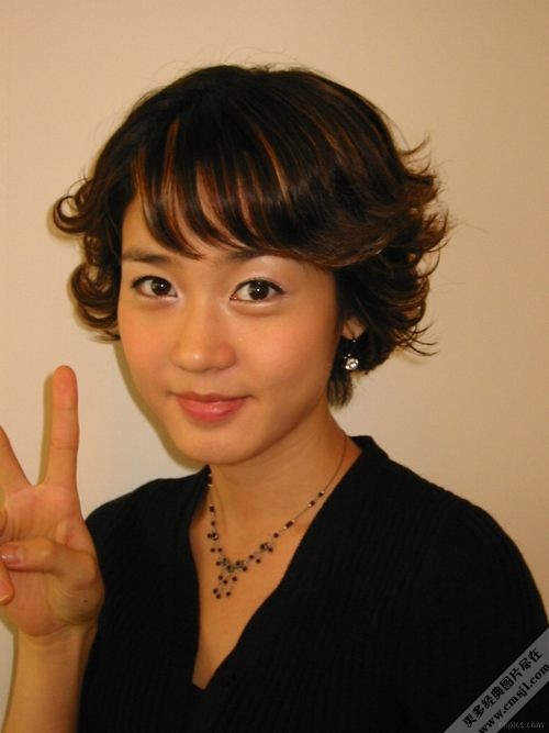 ������Ů����д��