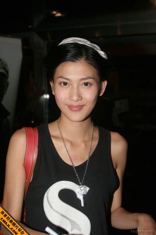 �崿��Ůʱ������д����