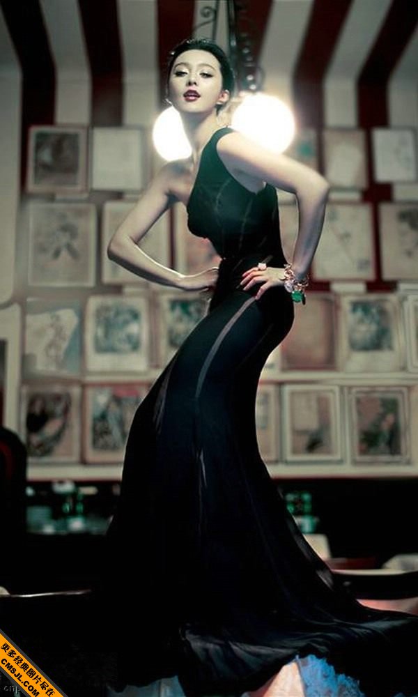 �ڶ���Ů���ǻ�ƴ�Լ��Ļ����Ը�����