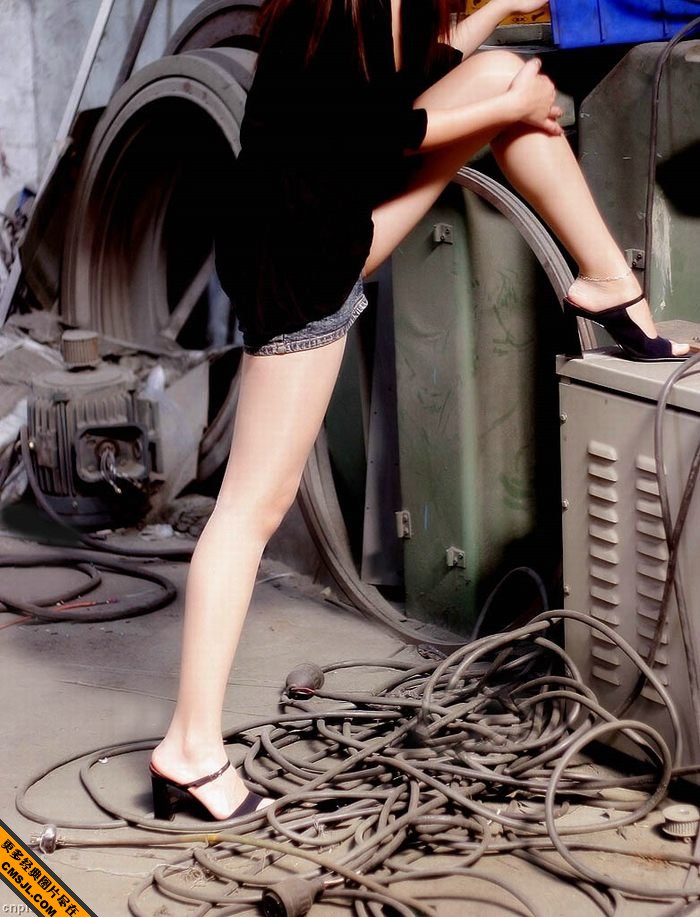 �������Ը���Ů������˿��