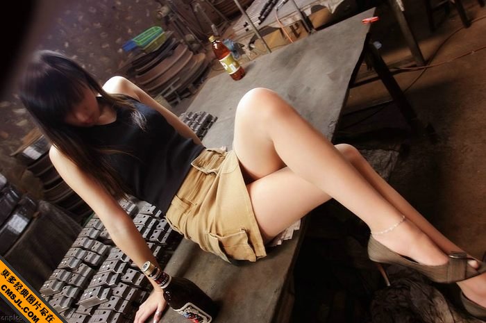 �������Ը���Ů������˿��