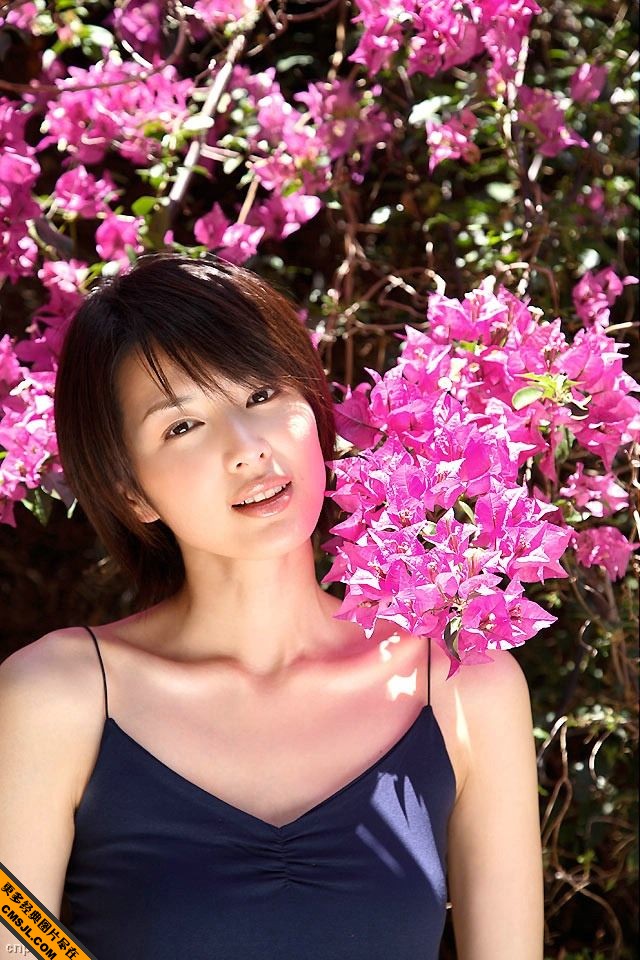 �̷���Ůʱ�и���д��