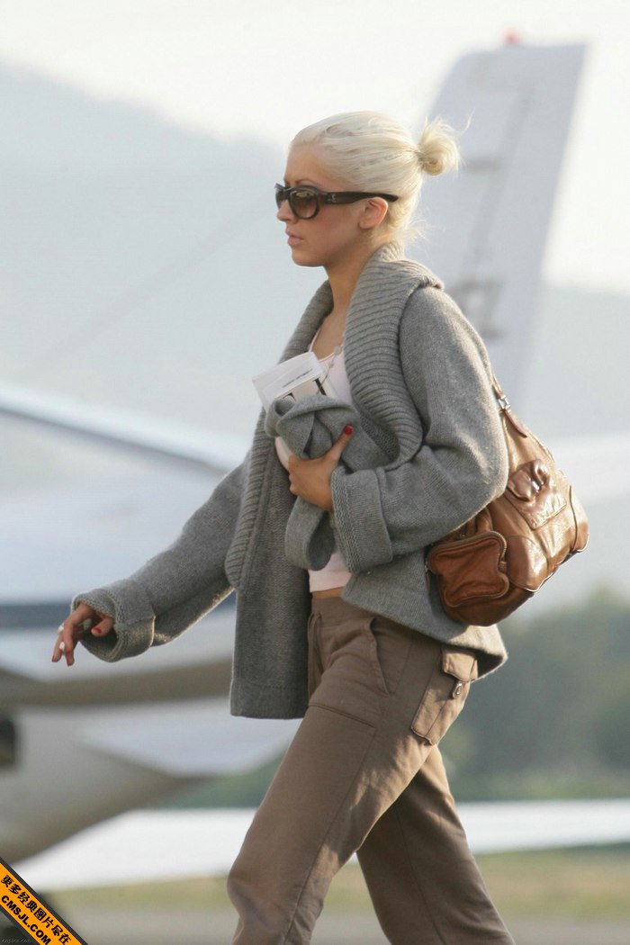 ����Ů���ǵ��Ըз�װд��