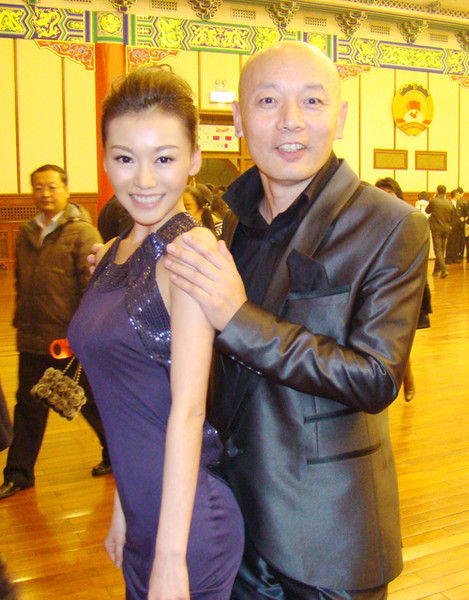 �ǳ������Ըе�Ů���鹮����