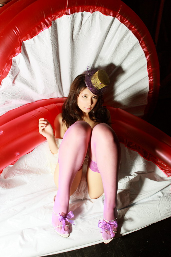 �����������MM