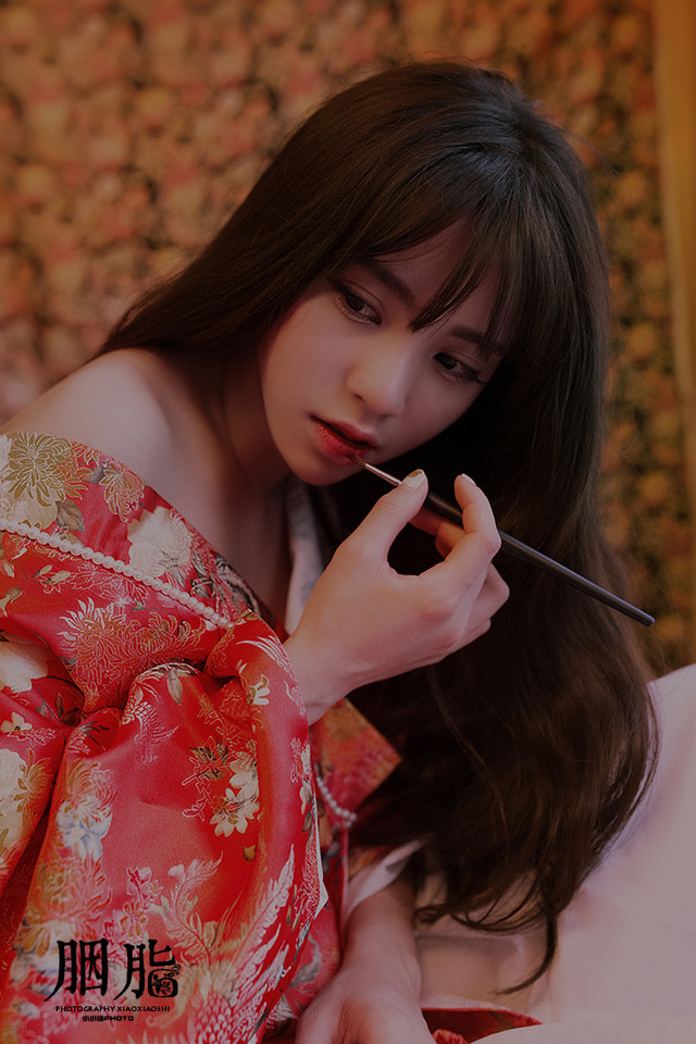 ��װ���и���д�� ����������������