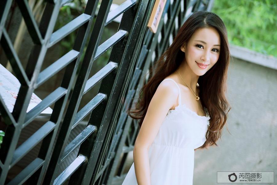 լ��Ů������崿��������д��