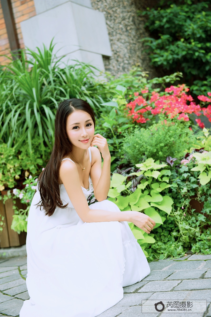 լ��Ů������崿��������д��